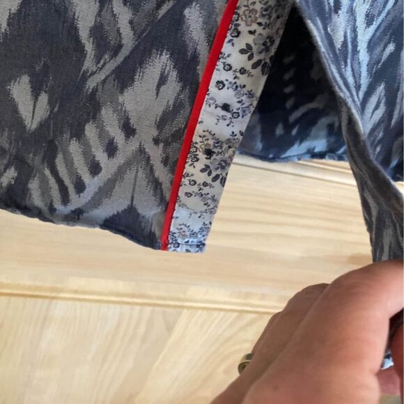 Men’s JERMYN & BOND long sleeve button down shirt. Size M. No issues. - Picture 4 of 10